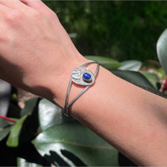 Vintage Sterling Silver Navajo Azurite Bear Paw Cuff Bracelet - Picture 7 of 16